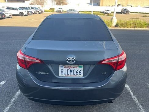 Used 2019 Toyota Corolla LE image 6