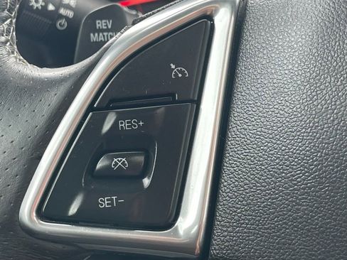 Used 2016 Chevrolet Camaro SS image 22