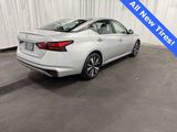 Used 2022 Nissan Altima 2.5 SV image 3