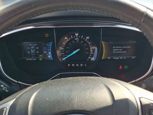Used 2018 Ford Fusion Titanium FWD image 21