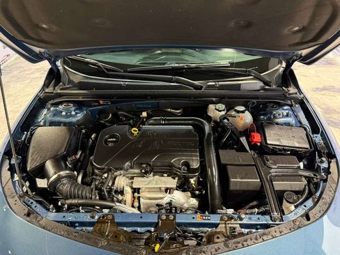 Used 2025 Chevrolet Malibu LT image 48