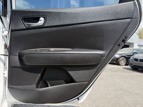 Used 2019 Kia Optima S FWD image 28