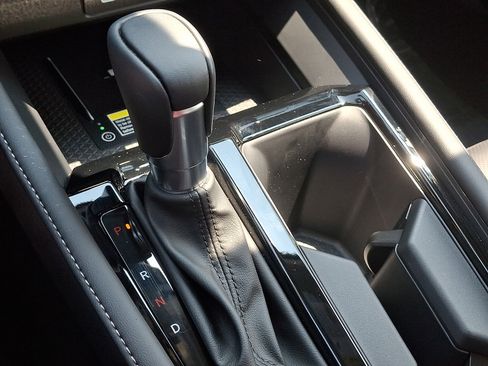 Used 2025 Honda Accord Touring image 15
