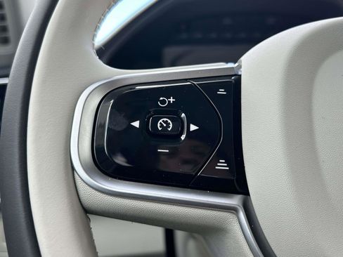 New 2026 Volvo XC90 B6 Ultra image 22