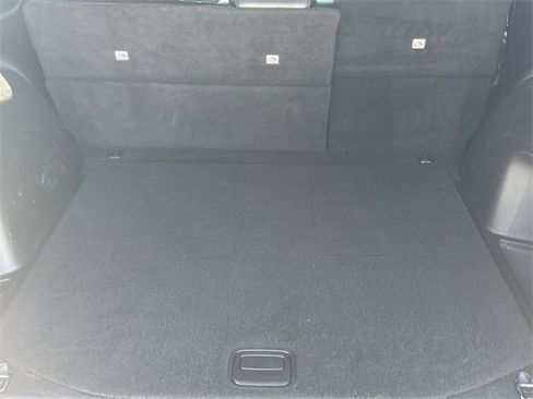 Used 2021 Jeep Grand Cherokee Laredo X image 10