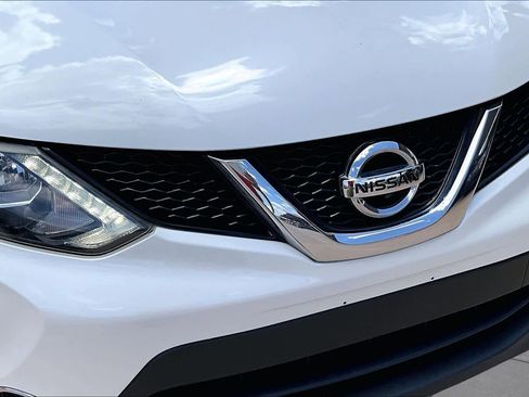 Used 2017 Nissan Rogue Sport SL FWD image 28