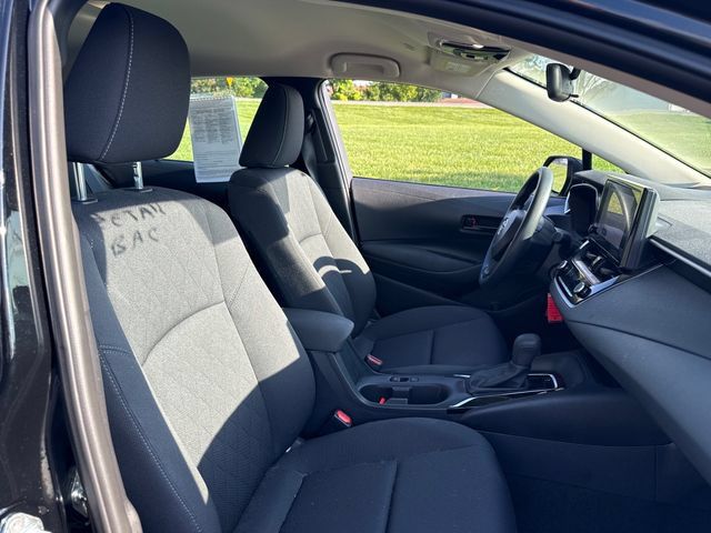 Used 2024 Toyota Corolla LE FWD image 13