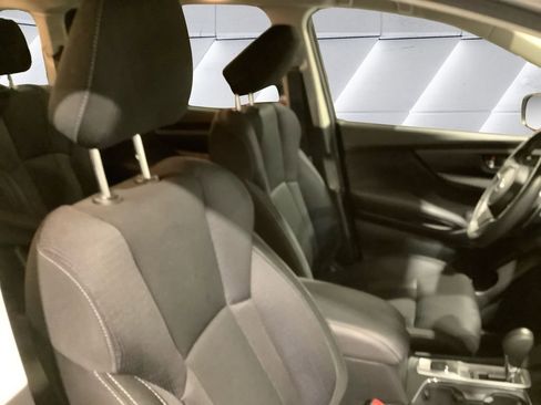 Used 2024 Subaru Ascent Premium w/ Convenience Package image 14