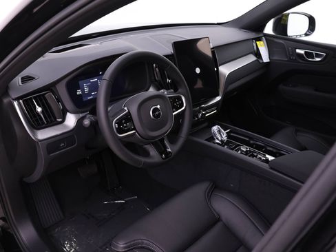 New 2026 Volvo XC60 B5 Ultra w/ Protection Package Premier image 6