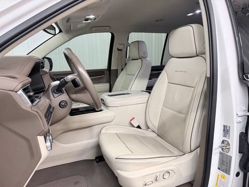 Used 2021 GMC Yukon Denali AWD/4WD image 13