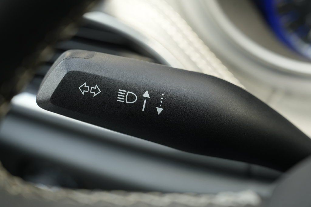 Used 2025 Chrysler Pacifica Limited FWD image 53