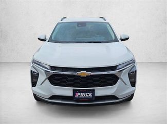 Used 2025 Chevrolet Trax LT FWD video 2