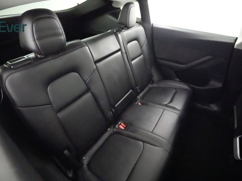 Used 2022 Tesla Model Y Performance AWD/4WD image 5