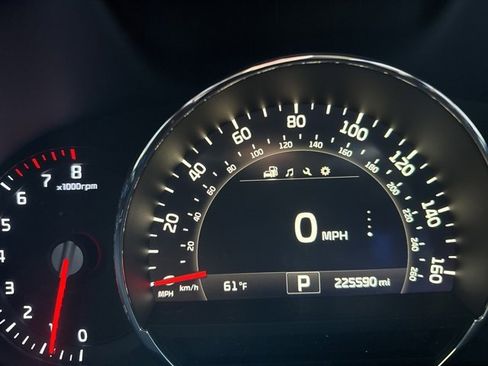 Used 2017 Kia Sorento EX image 8