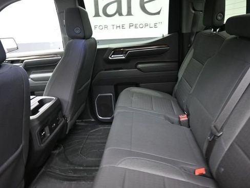 Used 2024 Chevrolet Silverado 1500 RST w/ Redline Edition AWD/4WD image 22