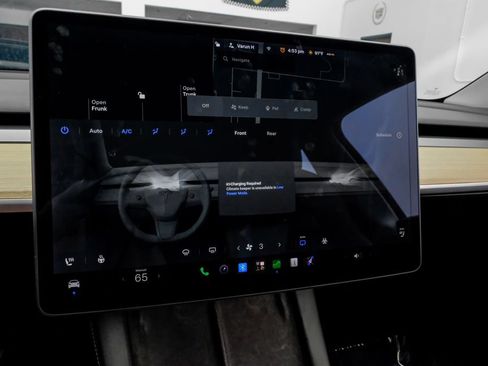 Used 2021 Tesla Model Y Long Range AWD/4WD image 34