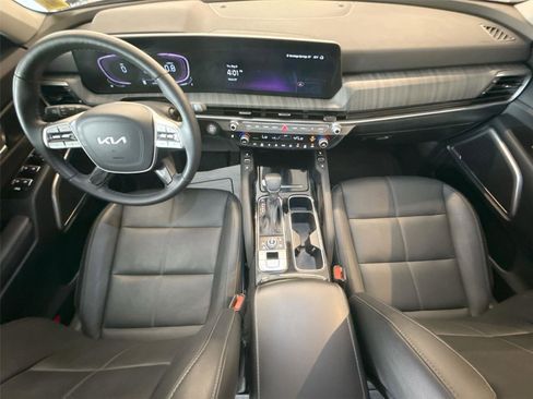 Used 2024 Kia Telluride EX w/ EX Captain's Chair Package AWD/4WD image 22