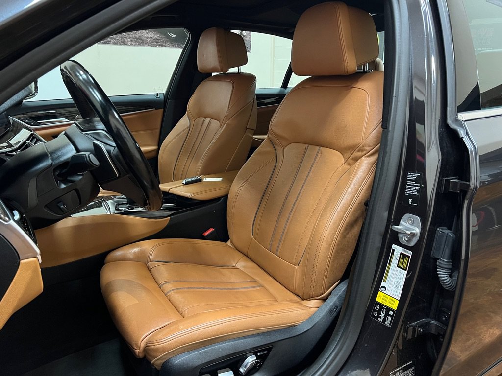 Used 2019 BMW 540i xDrive w/ Premium Package AWD/4WD image 32