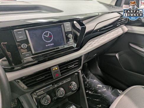 Used 2024 Volkswagen Taos S FWD image 10