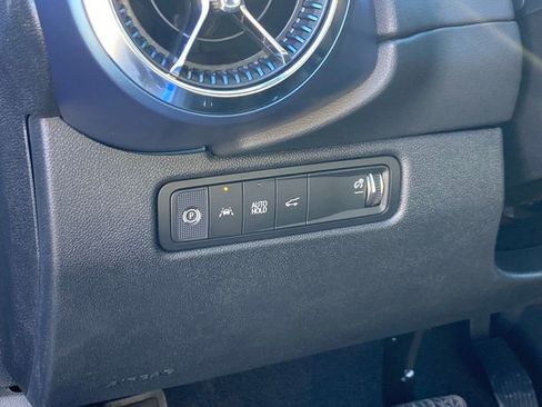 New 2026 Chevrolet Equinox EV LT image 19