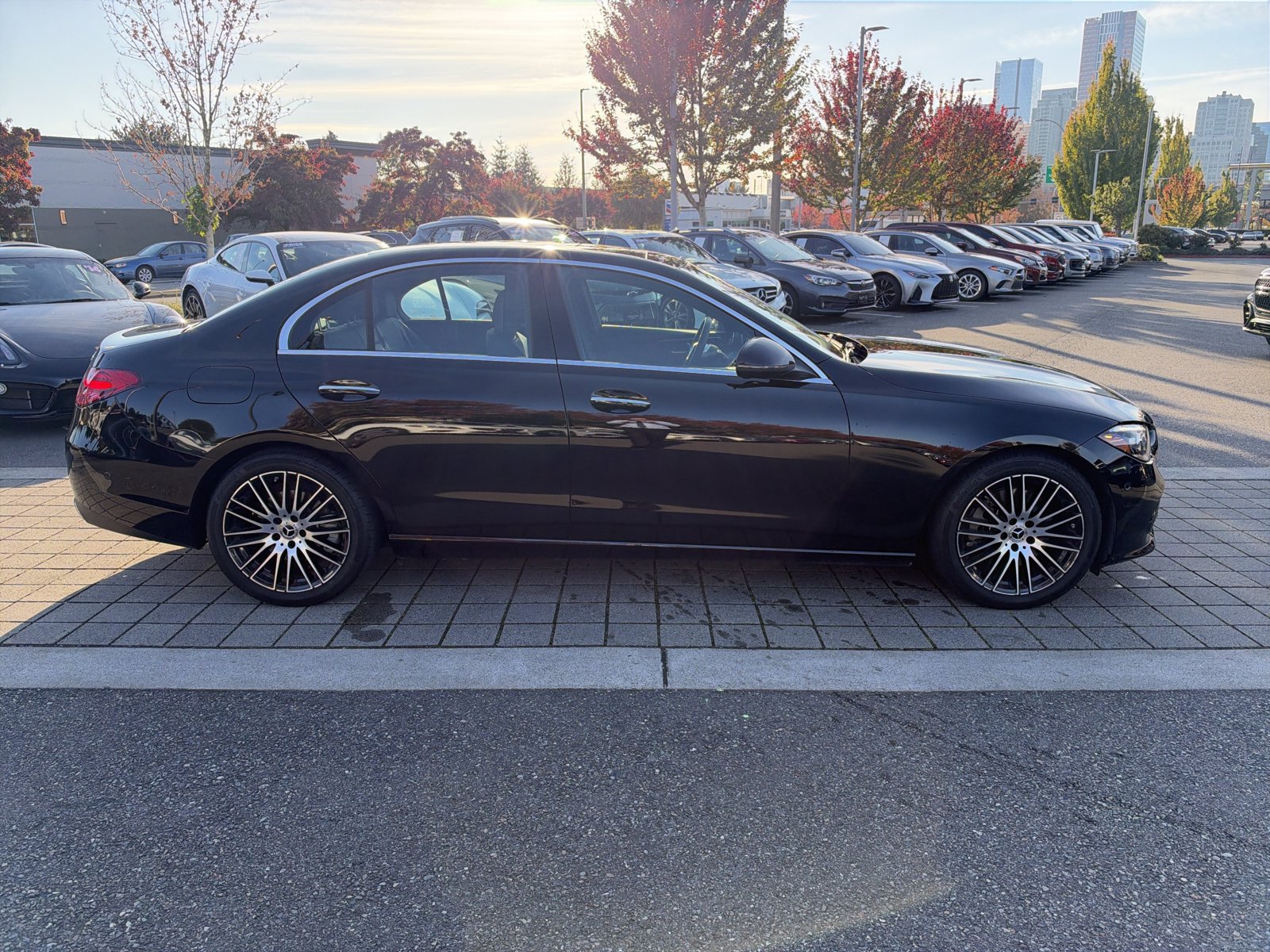Certified 2025 Mercedes-Benz C 300 4MATIC Sedan image 4