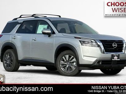 New 2025 Nissan Pathfinder SV