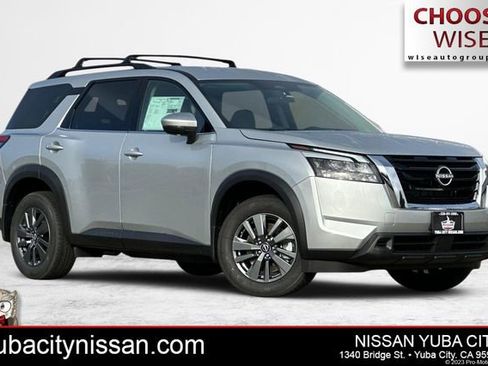 New 2025 Nissan Pathfinder SV image 1