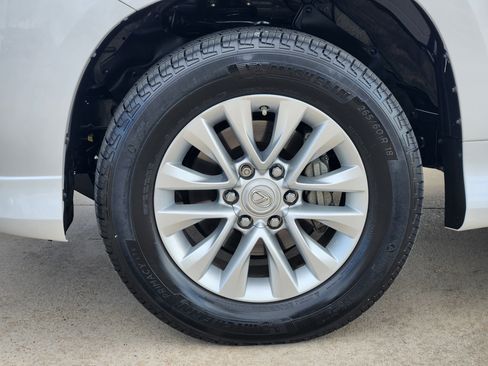 Used 2022 Lexus GX 460 Premium image 10