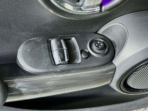 Used 2020 MINI Cooper 2-Door Hardtop image 15