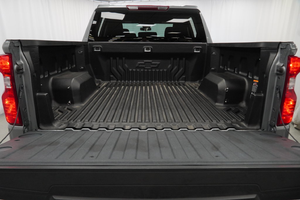 Certified 2023 Chevrolet Silverado 1500 LT AWD/4WD image 35