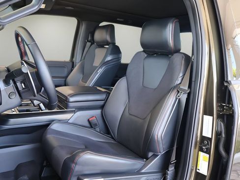 Used 2025 Ford F150 Raptor AWD/4WD image 13