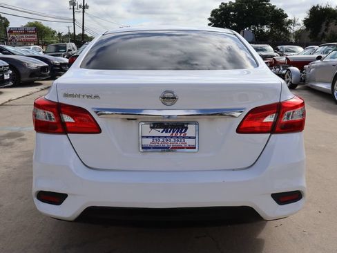 Used 2019 Nissan Sentra S FWD image 6