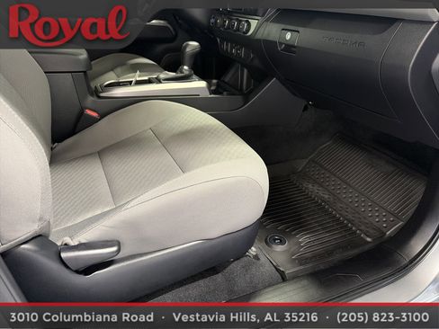 Used 2023 Toyota Tacoma SR5 w/ Technology Package AWD/4WD image 10