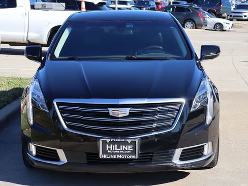 Used 2019 Cadillac XTS Luxury image 3