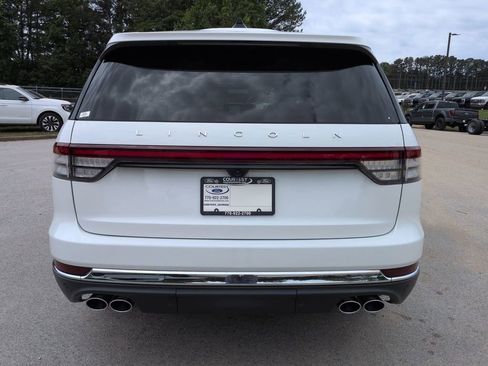 Used 2025 Lincoln Aviator Reserve w/ Illumination Package AWD/4WD image 5