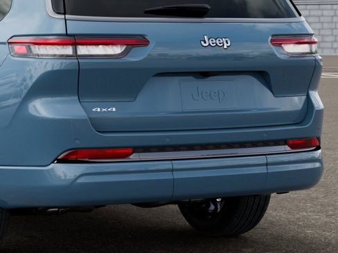 New 2026 Jeep Grand Cherokee L Limited image 13