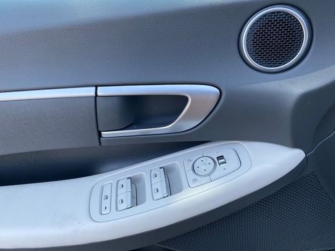 New 2025 Hyundai Sonata SE image 23