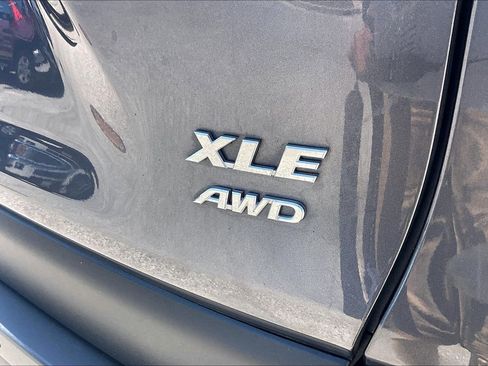 Used 2025 Toyota RAV4 XLE Premium w/ Weather Package AWD/4WD image 10