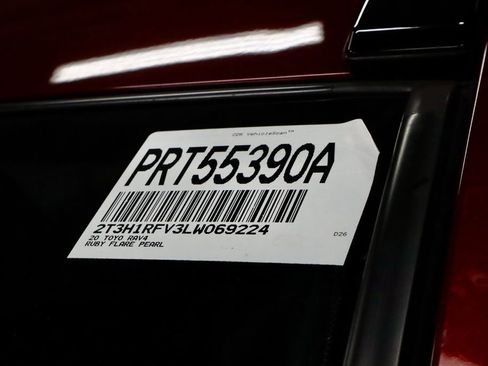 Used 2020 Toyota RAV4 LE w/ Carpet Mat Package FWD image 32
