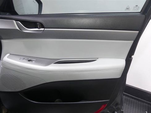 Used 2020 Hyundai Palisade SEL w/ Premium Package FWD image 19
