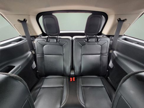 Used 2024 Lincoln Aviator Reserve w/ Equipment Group 201A image 16