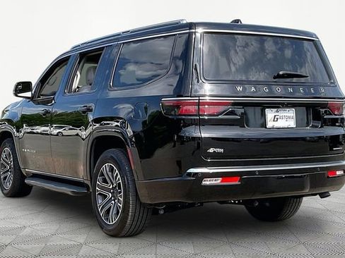 Used 2024 Jeep Wagoneer Series II AWD/4WD image 4