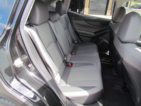 Used 2021 Subaru Crosstrek 2.5i Sport w/ Moonroof Package image 16