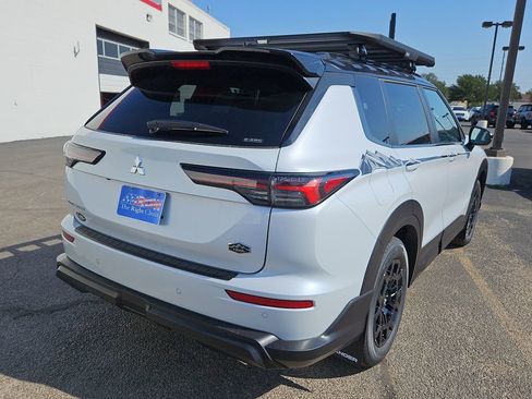 New 2025 Mitsubishi Outlander Trail Edition image 12