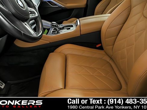 Used 2023 BMW X6 xDrive40i w/ M Sport Package AWD/4WD image 11