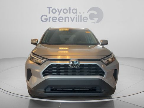 Certified 2025 Toyota RAV4 XLE AWD/4WD image 9
