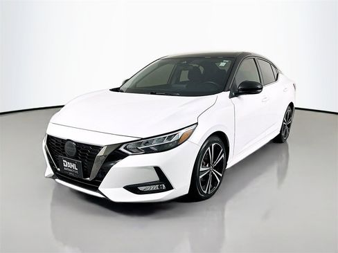 Used 2022 Nissan Sentra SR w/ Trunk Package image 5