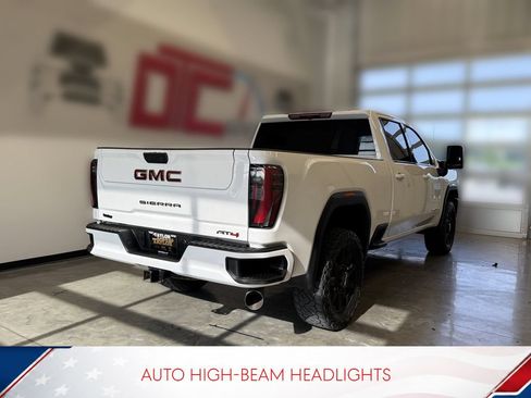Used 2024 GMC Sierra 2500 AT4 AWD/4WD image 8