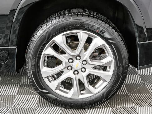 Used 2019 Chevrolet Traverse Premier w/ Driver Confidence II Package image 42
