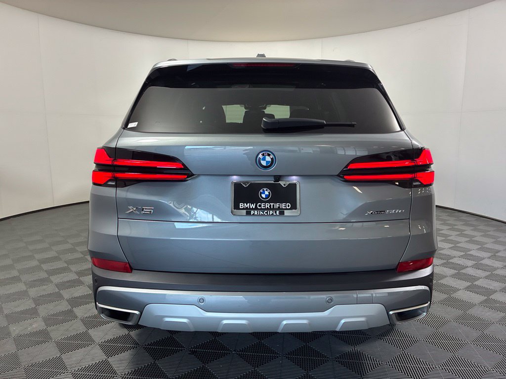 Certified 2025 BMW X5 xDrive50e AWD/4WD image 6